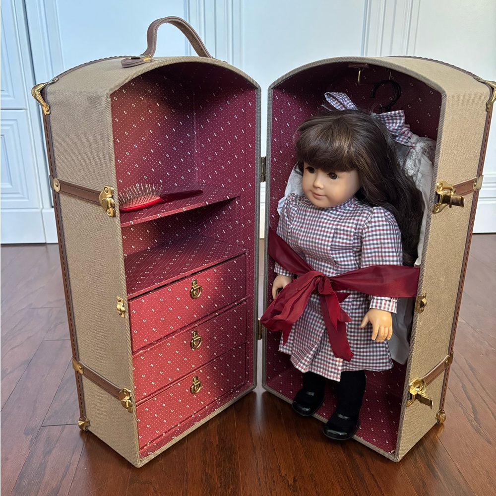 Samantha's Steamer Trunk (Pleasant Company)
